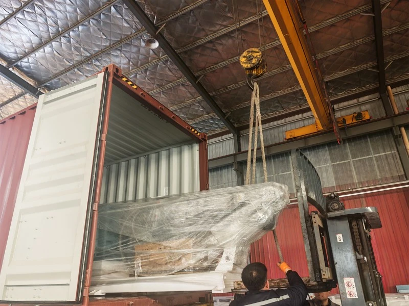 Linie de producție PPR Navă către Algeria