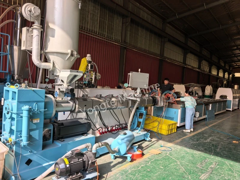 Probă de succes pentru linia de producție a deșeurilor de cherestea din plastic PE