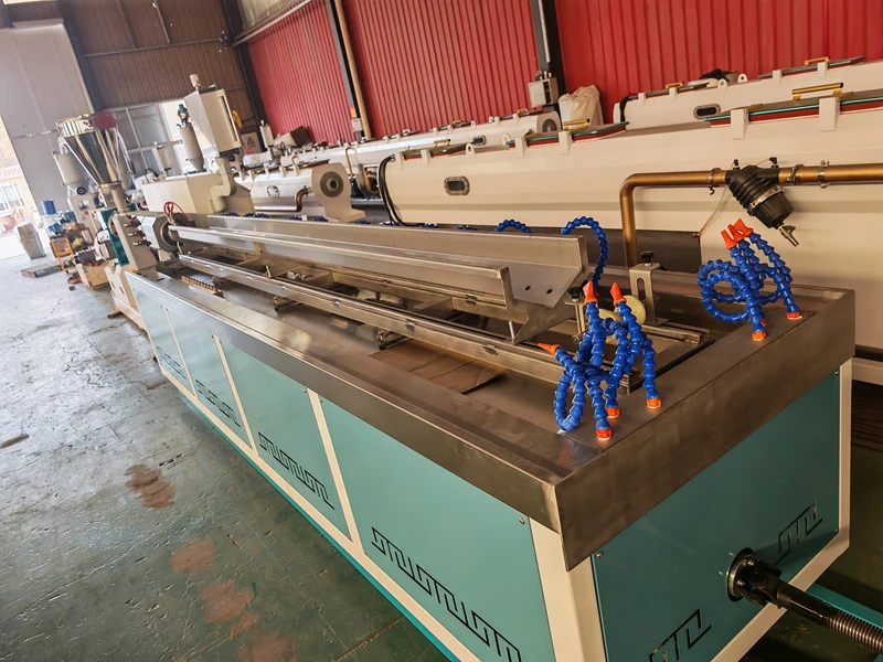 Linie de extrudare a profilului ABS