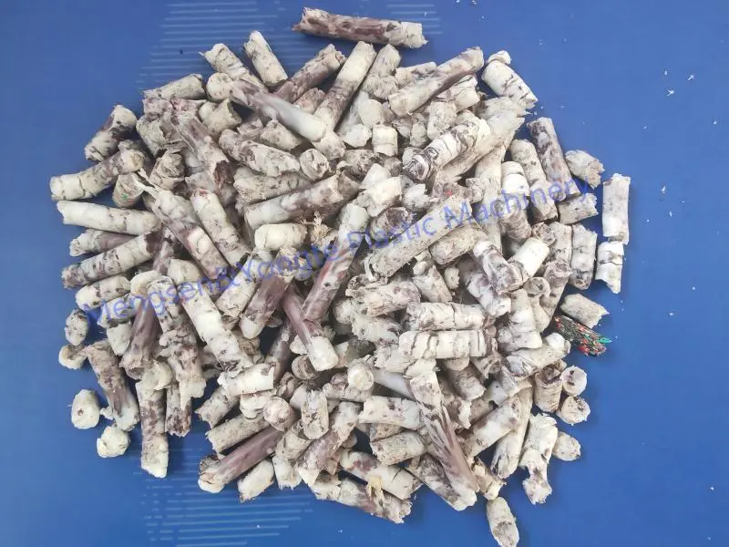Pelete compacte din plastic fabricate cu pelete de compresie de reciclare a foliei de plastic