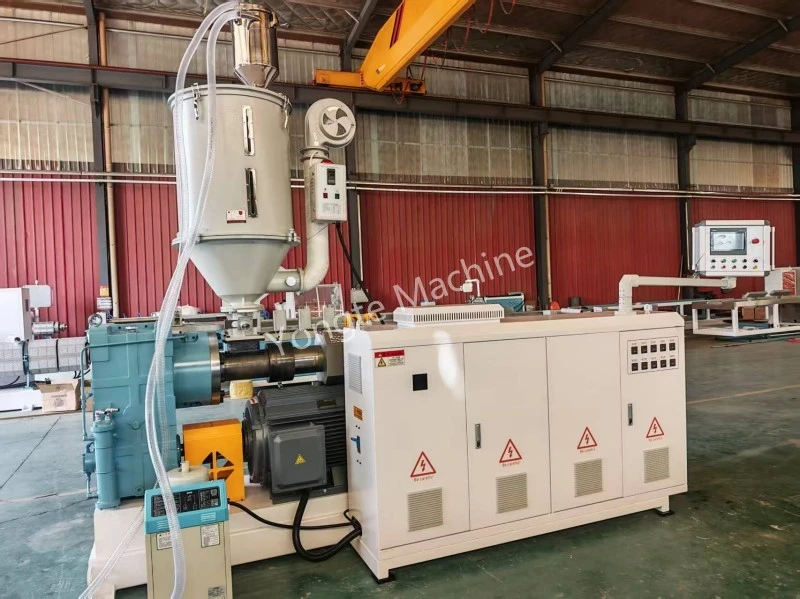 Extruder SJ120/33 de înaltă eficiență pentru producția de foi de plastic a clienților din China