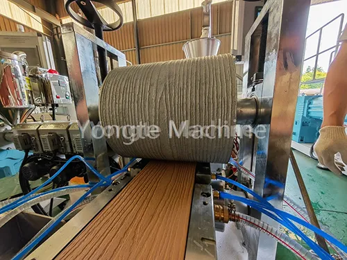 Wood Plastic Composite Machine