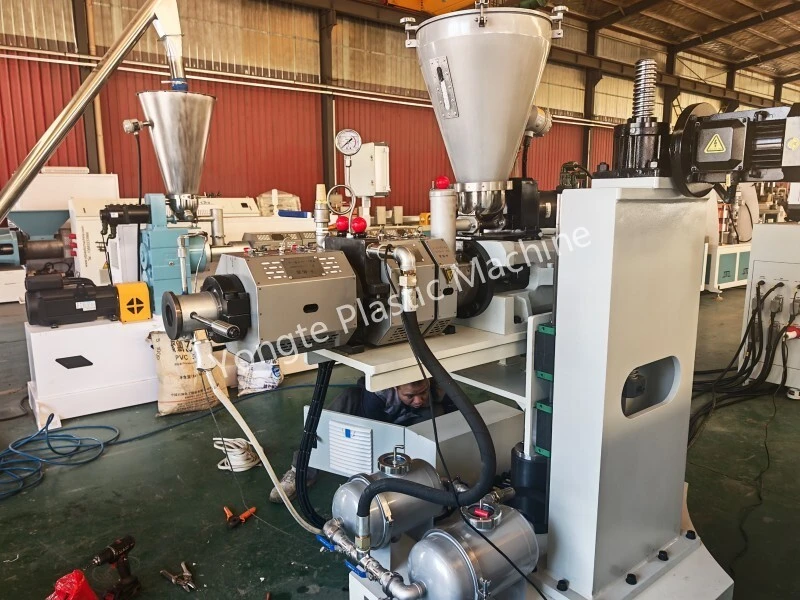 SJSZ35 extruder conic cu dublu șurub pentru Japonia