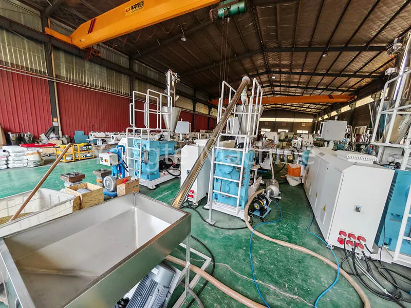 Linie de producție de procesare WPC